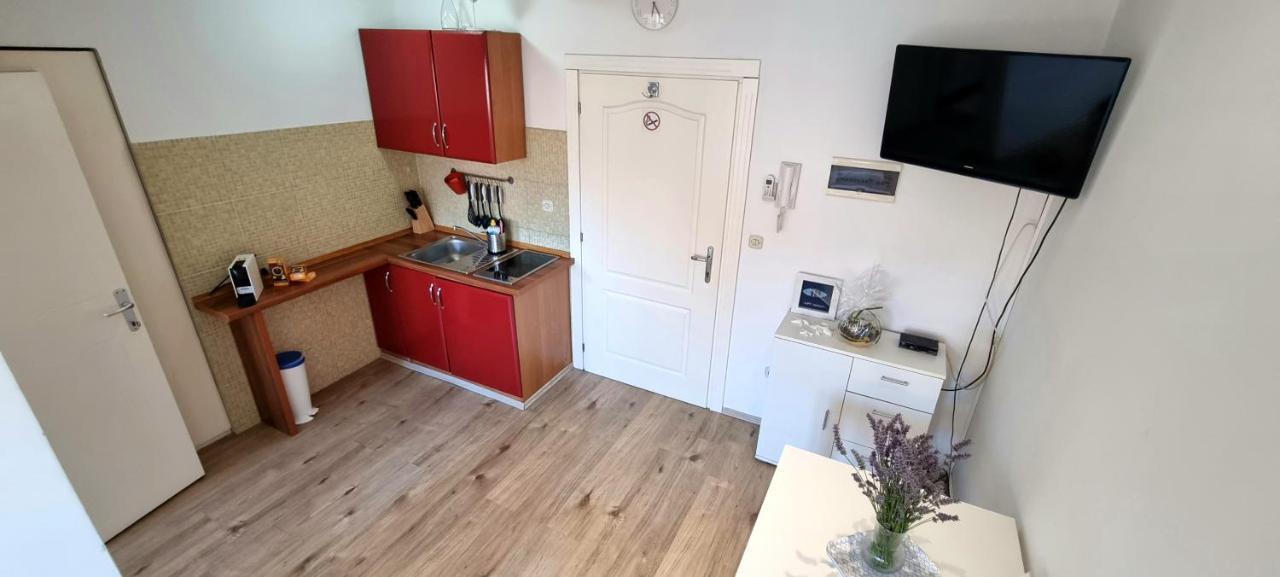 Tiny Studio Big Living โรวีน ภายนอก รูปภาพ